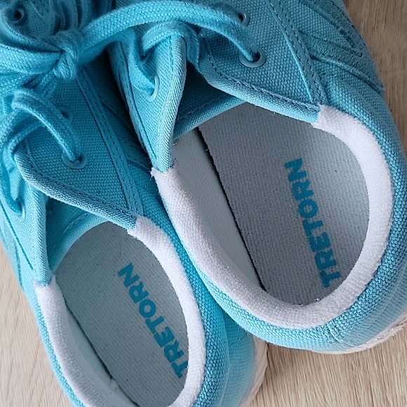 Tretorn Nylite shoes NWOT - Picture 6 of 8